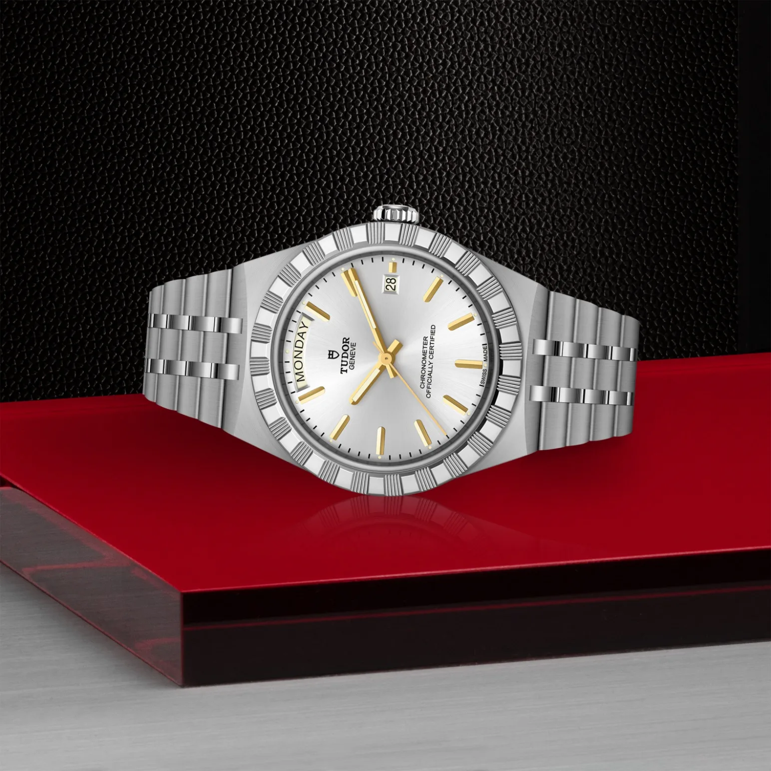 TUDOR Royal