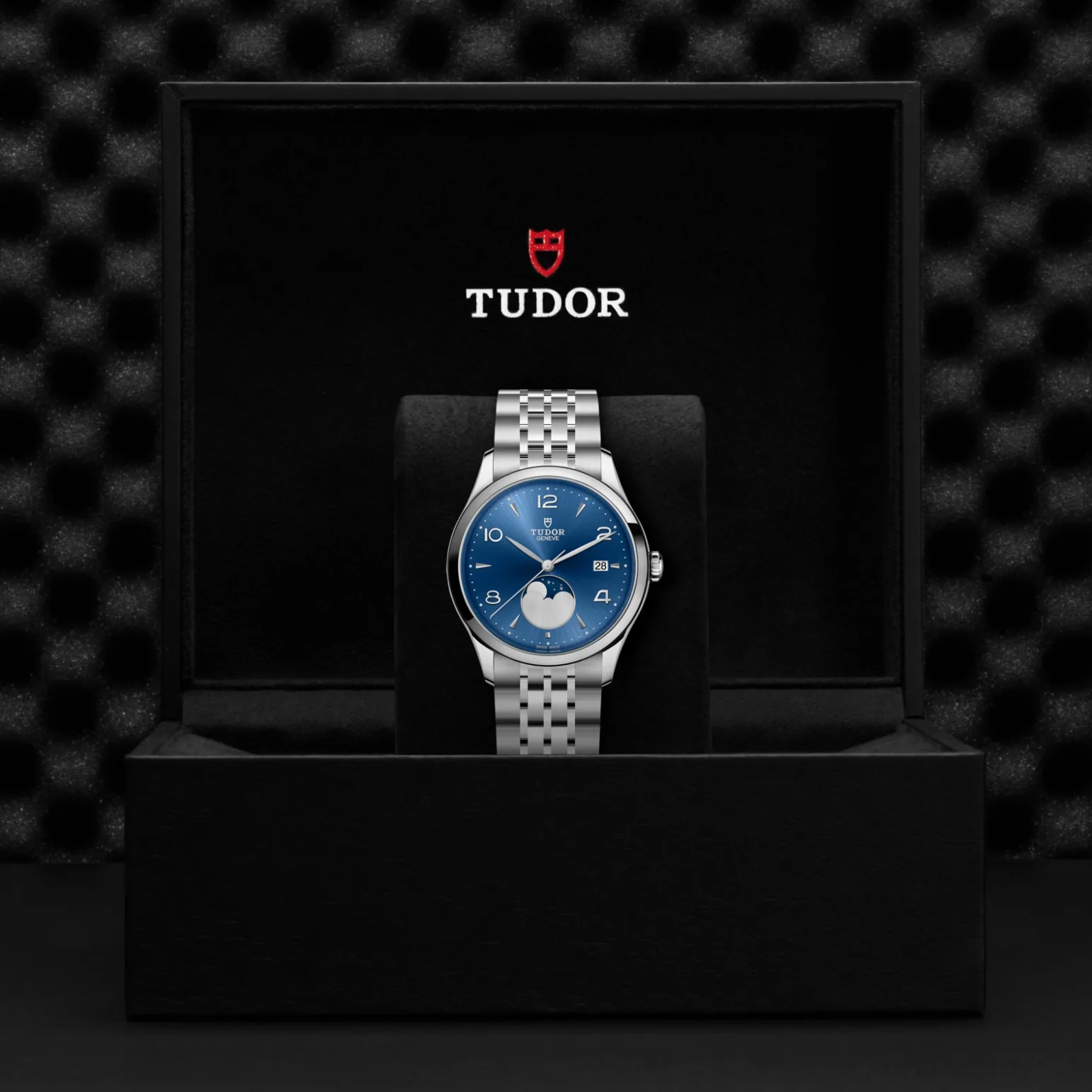 TUDOR 1926 Luna