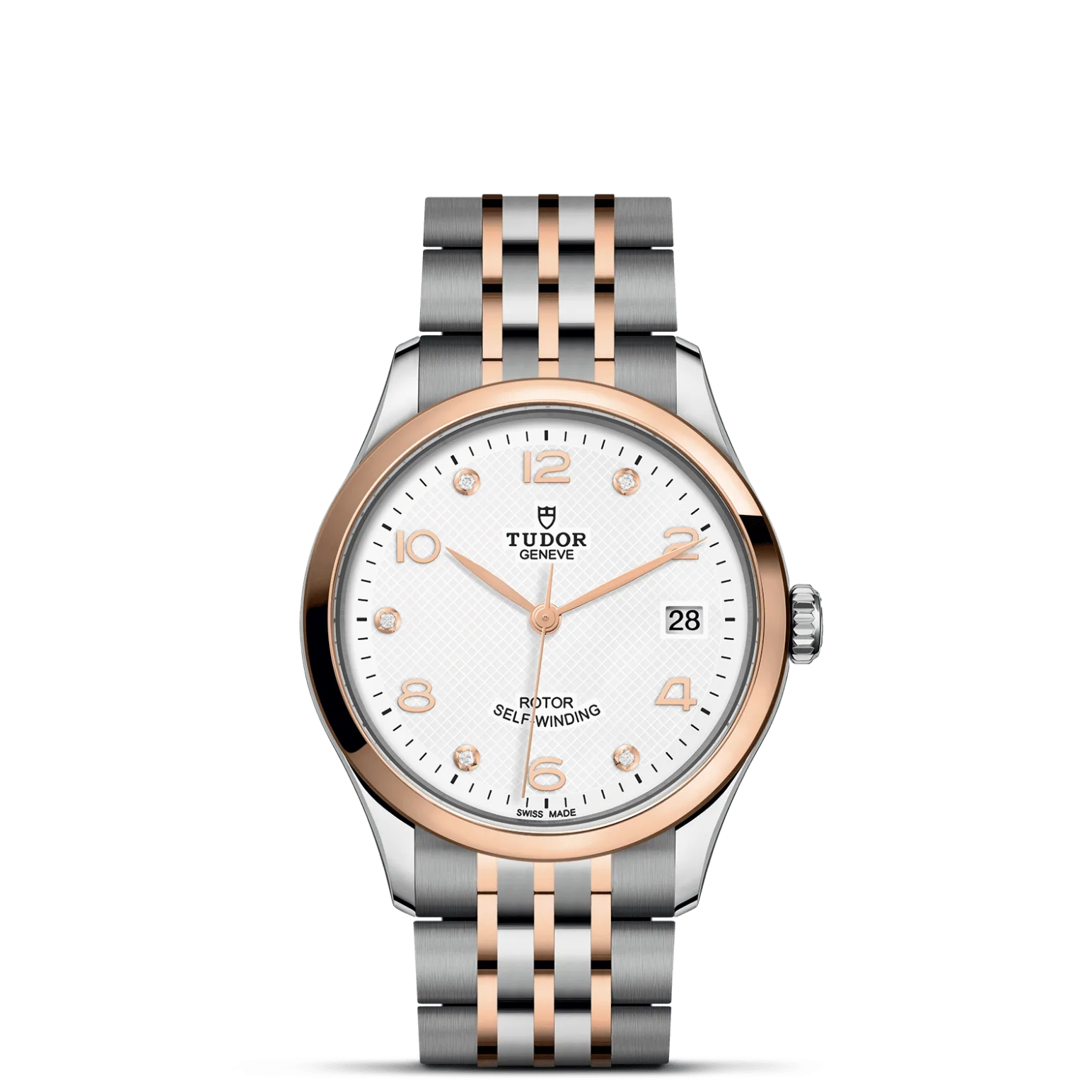 TUDOR 1926, con Dial Blanca, decorada con elementos grabados, abombada, con 5 diamantesy Bisel Bisel liso de acero con acabado pulido recubierto de 0,3 mm de oro rosa